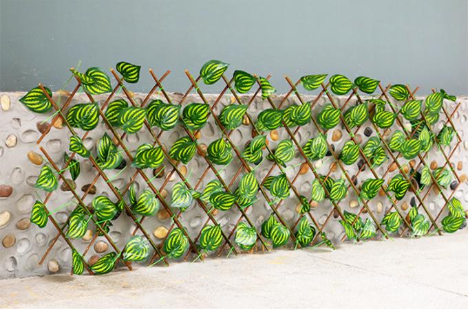 Decorative Privacy Realistic Greenery Fence with Artificial Leaves For Home Yard and Garden