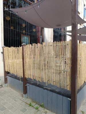 Durable Split Bamboo Fencing Slat Privacy Screen Roll for Outdoor Landscaping and Patio Decor
